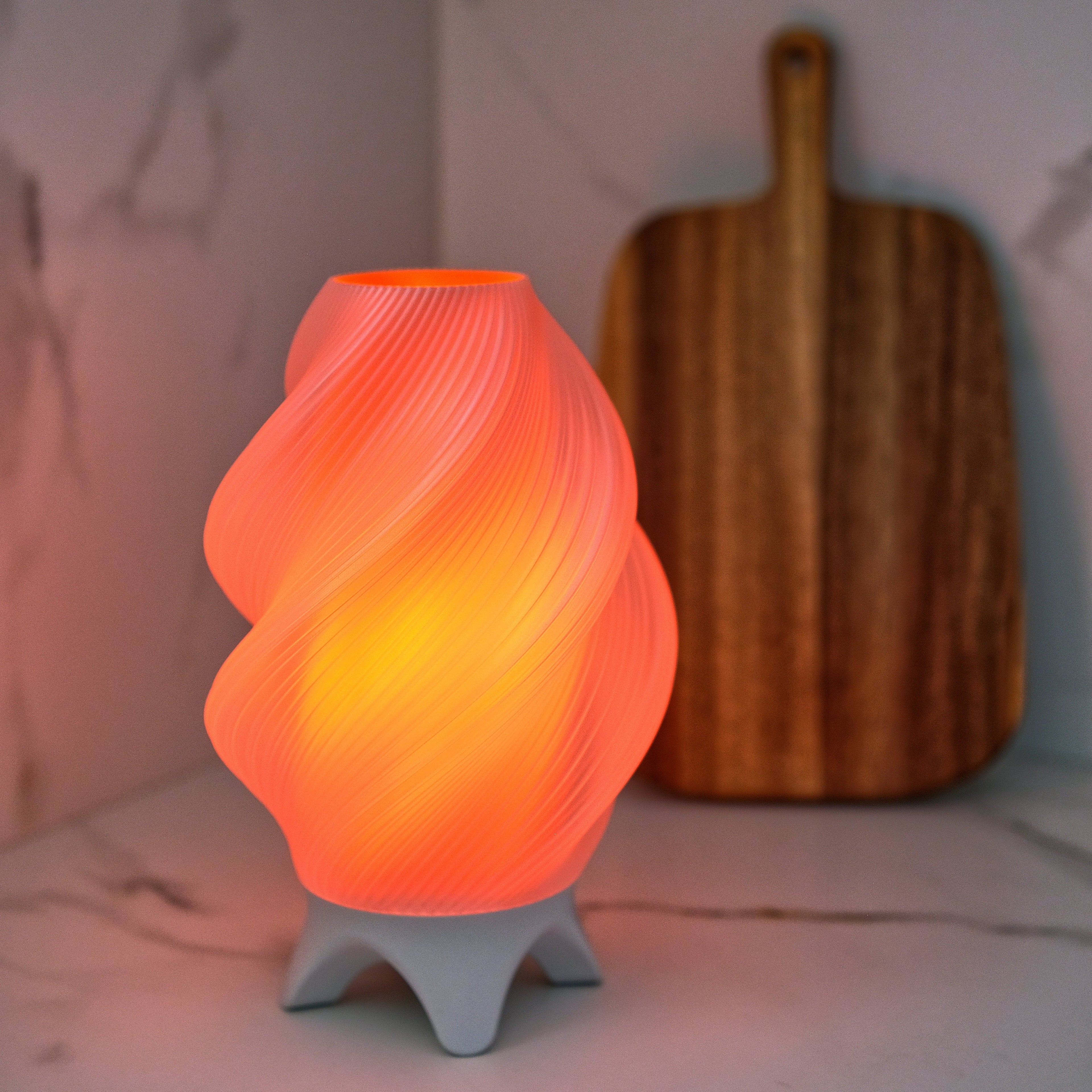 Adjustable Flame Lamp