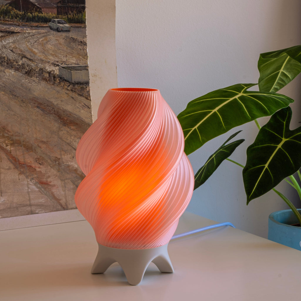 Adjustable Flame Lamp