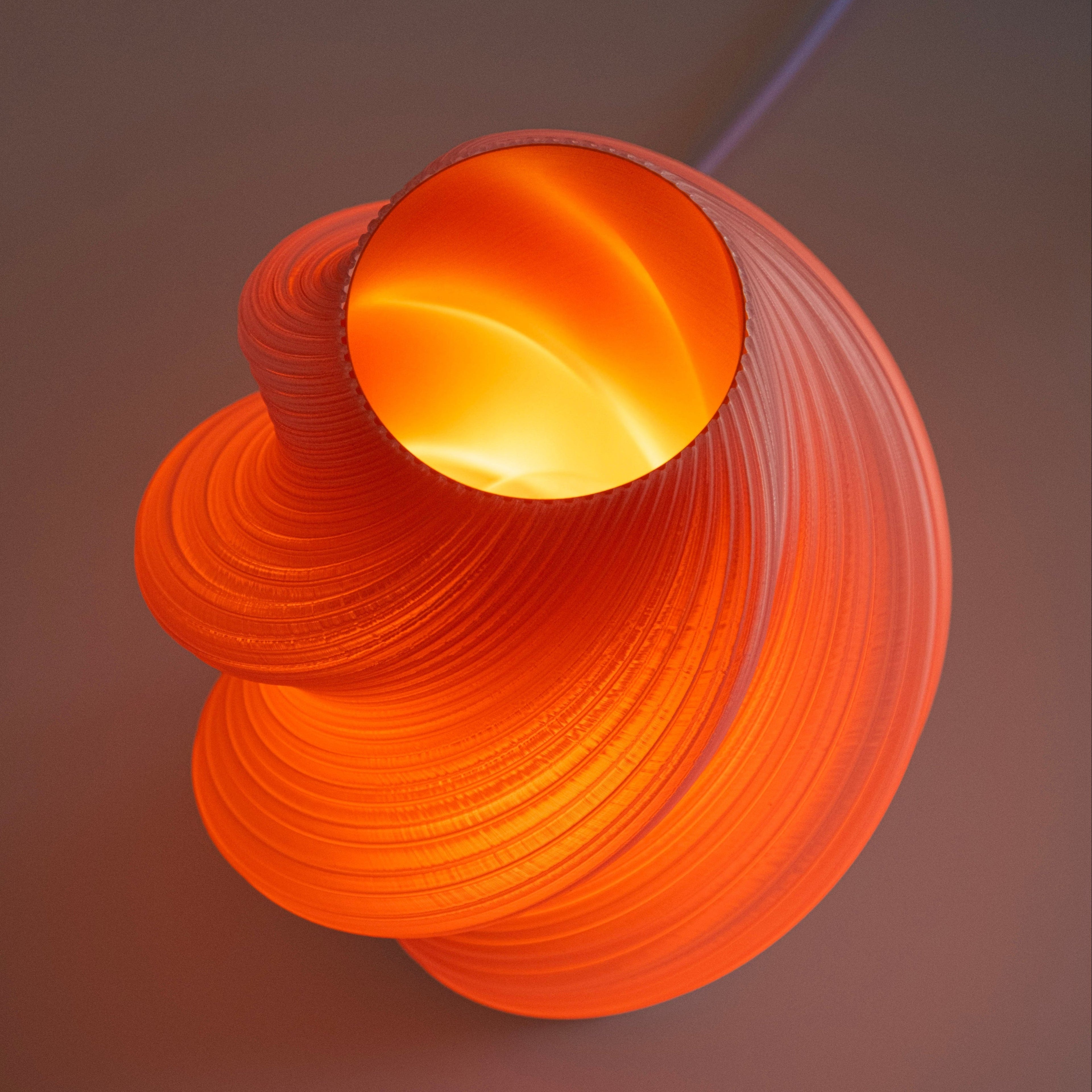 Adjustable Flame Lamp