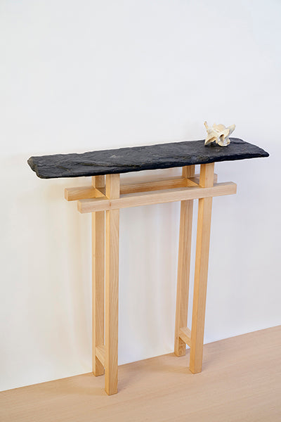 Tori wooden console 