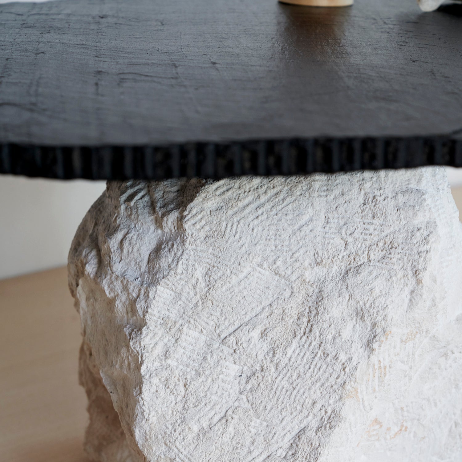 mesa wabi sabi piedra