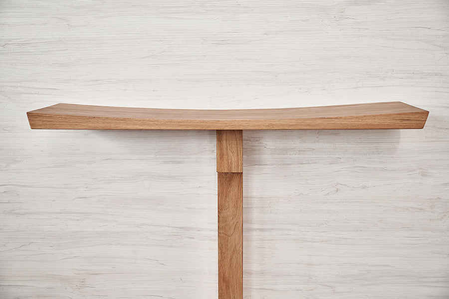 Aile wooden console