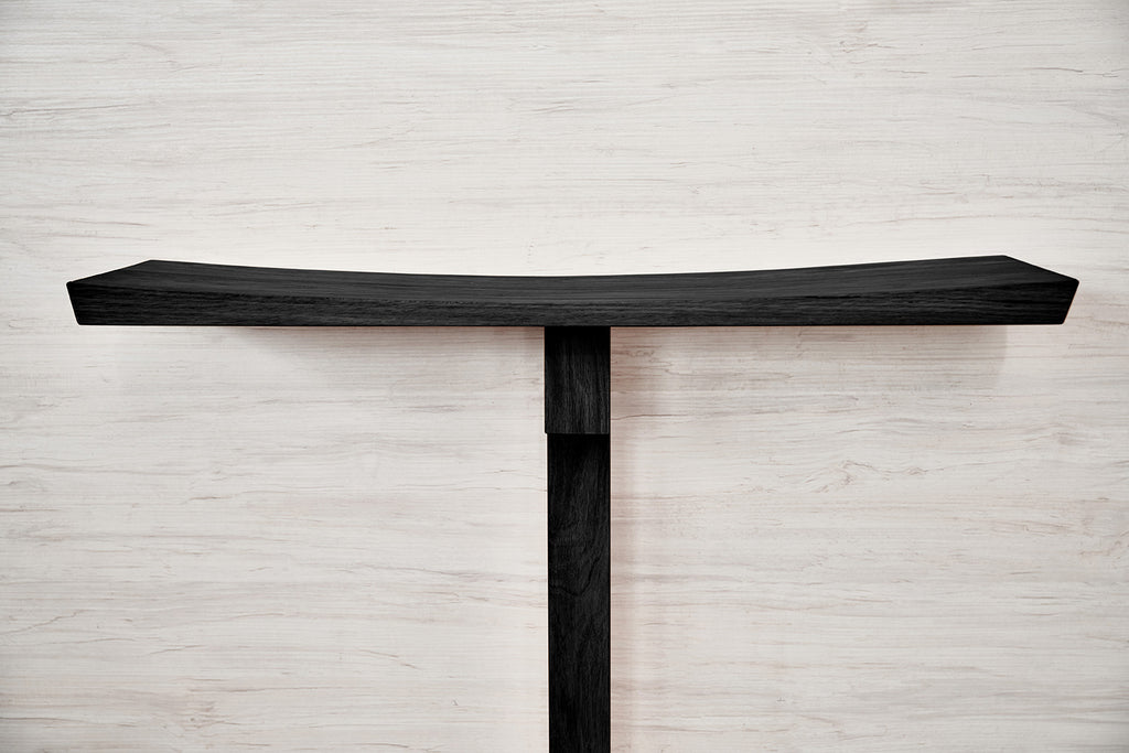 Aile wooden console