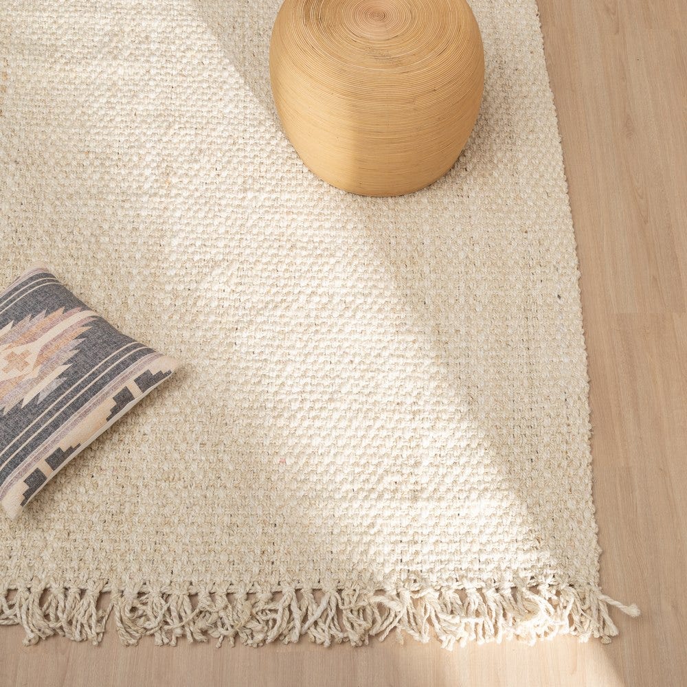 Alfombra Denia Crema, 160 x 230 cm, en ambiente