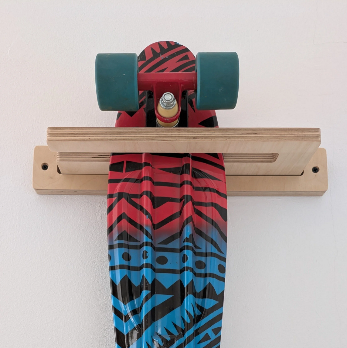 Soporte para monopatín LA RAMPA