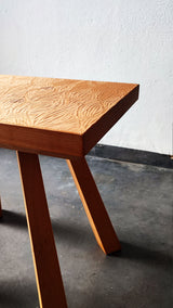 Mesa Auxiliar Orilla by Camino de la Talla