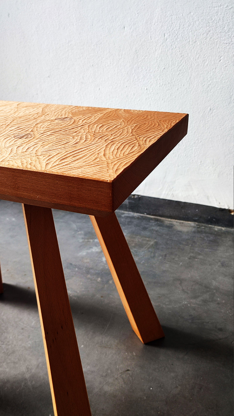 Mesa Auxiliar Orilla by Camino de la Talla