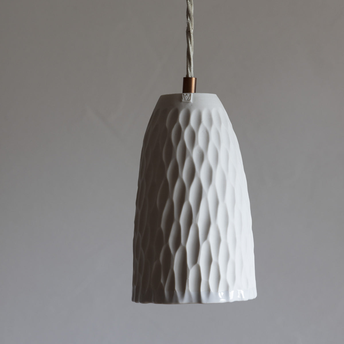 Mila Convex — porcelana sin iluminar