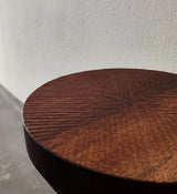 Taburete artesanal Low Stool by Camino de la Talla