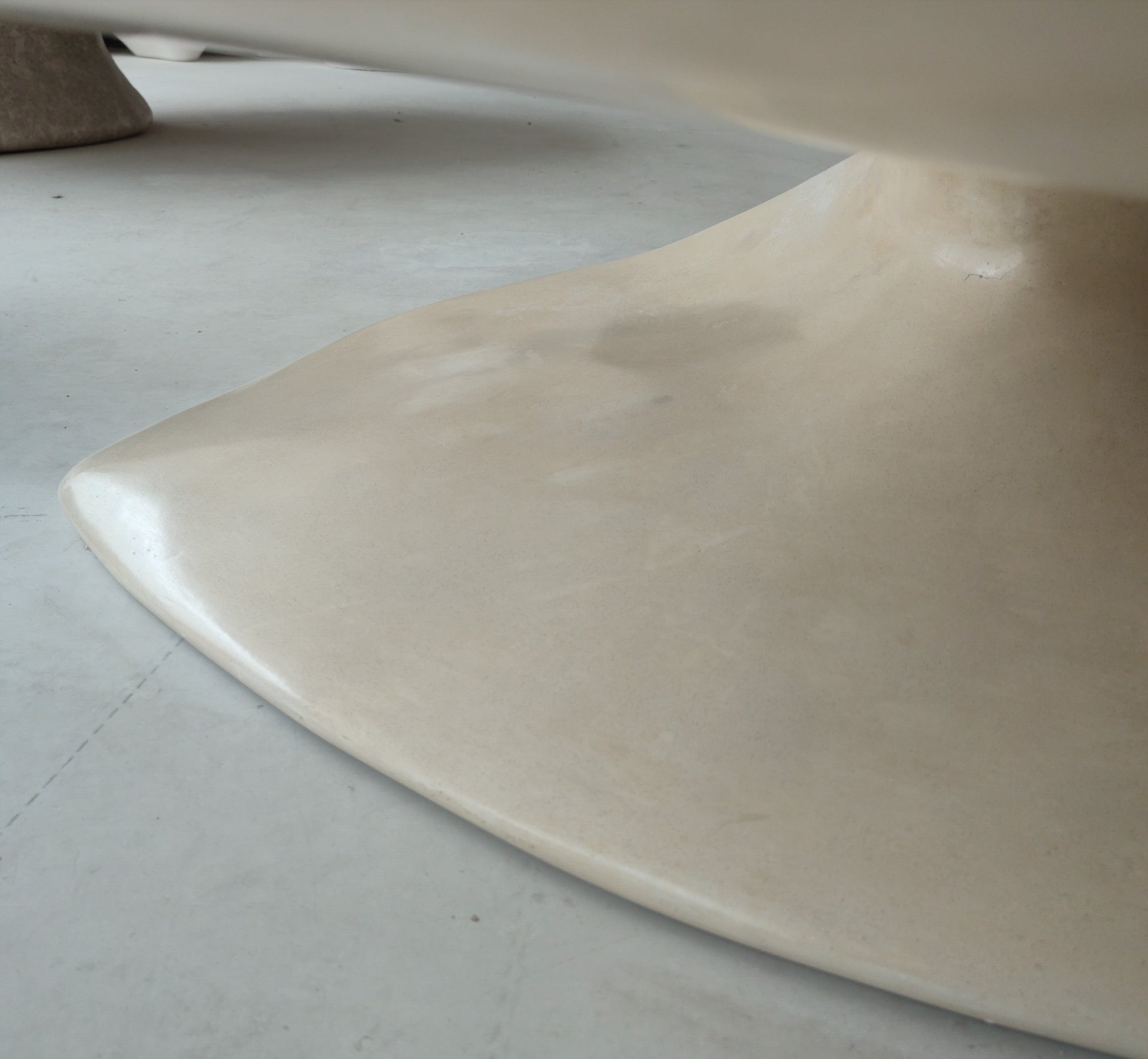 pie mesa escultorica trabadillo