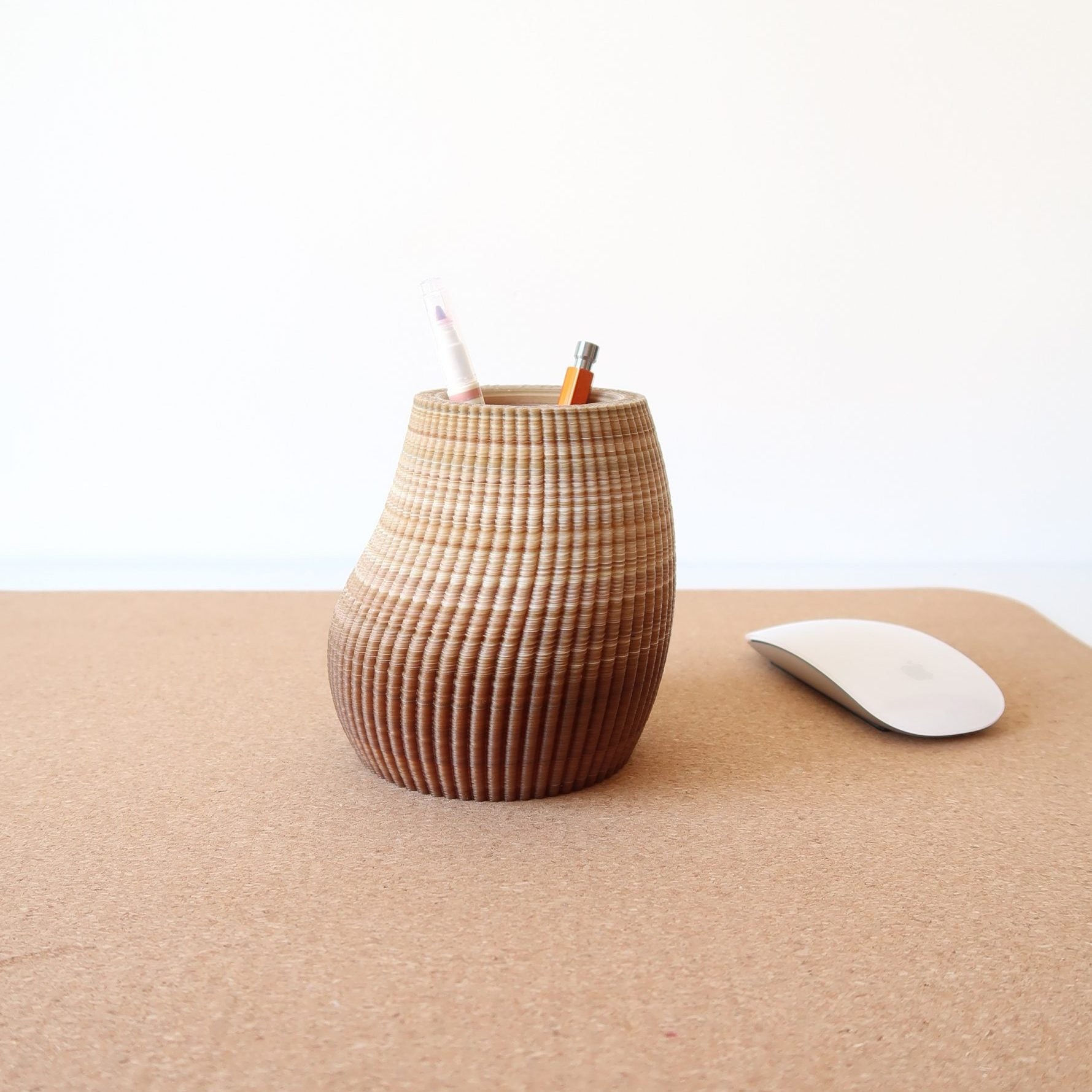 Lapizero Lois - Accesorios oficina sostenibles Munay Habitat