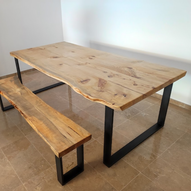 Mesa de comedor Luzio by SkullArt