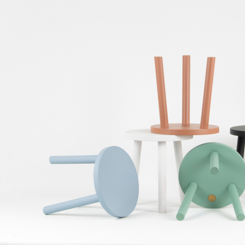 Taburete/Mesita Baja Artesanal Dama Sky by Jaque