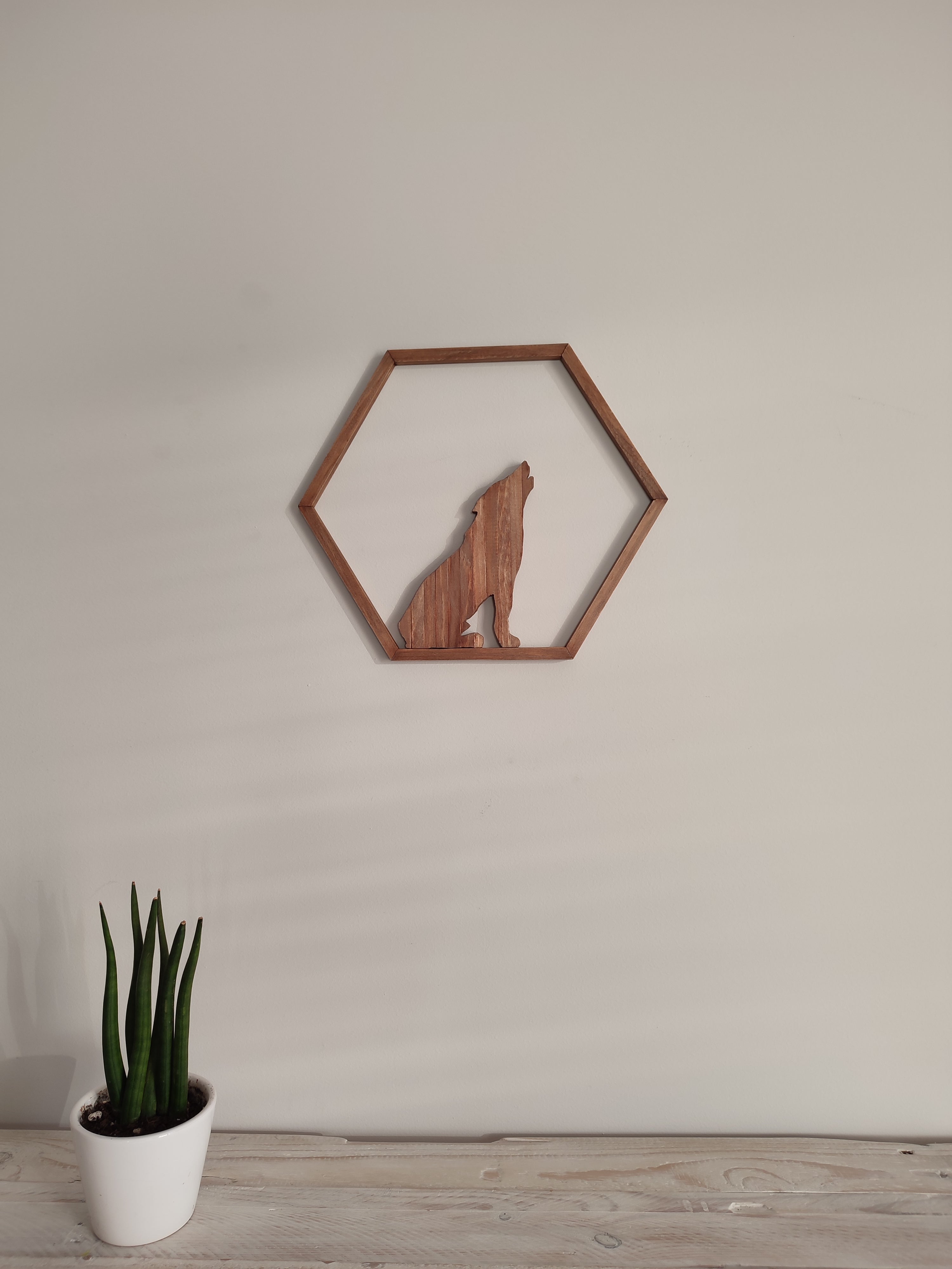 Lobo by SB Wood Studio - Decoración de madera artesanal
