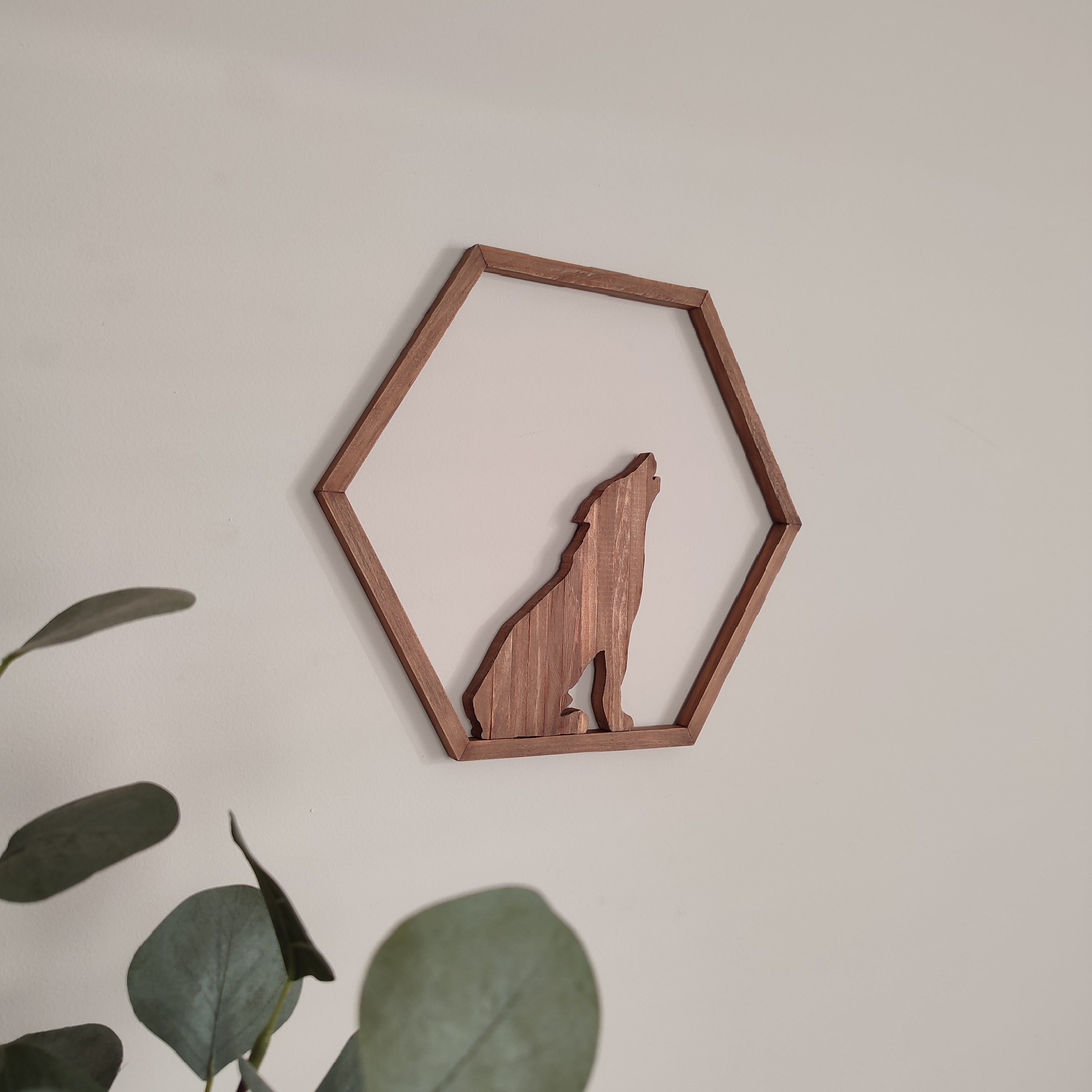 Lobo by SB Wood Studio - Decoración de madera artesanal
